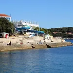 7647a Apartament *