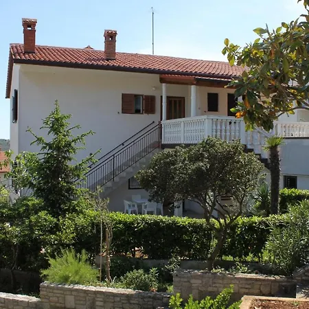 7647a Apartment Pula