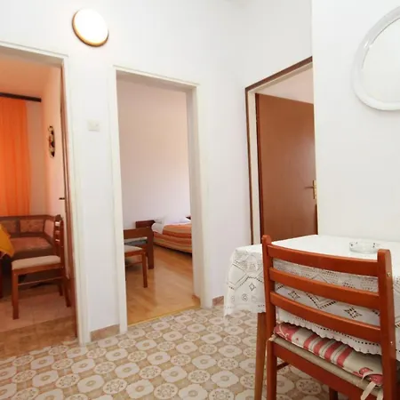 Apartment 7647a *