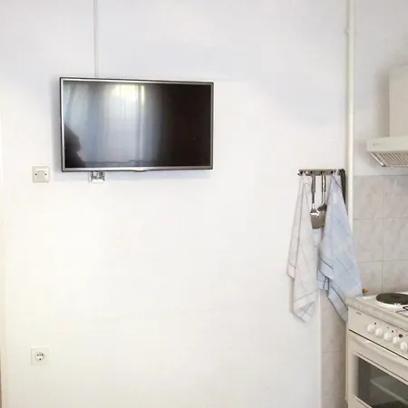 7647a Apartman *
