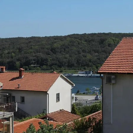 7647a Apartman *